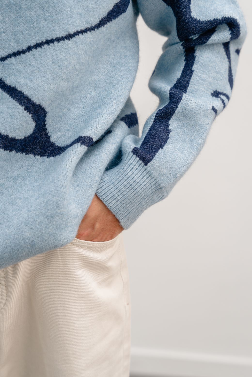 JACQUARD ABSTRACT SWEATER